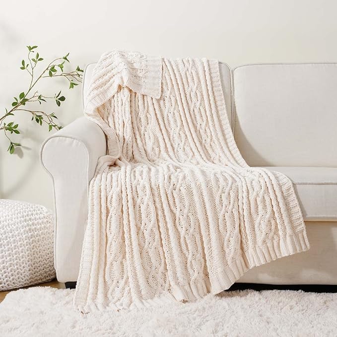 Battilo Cream Throw