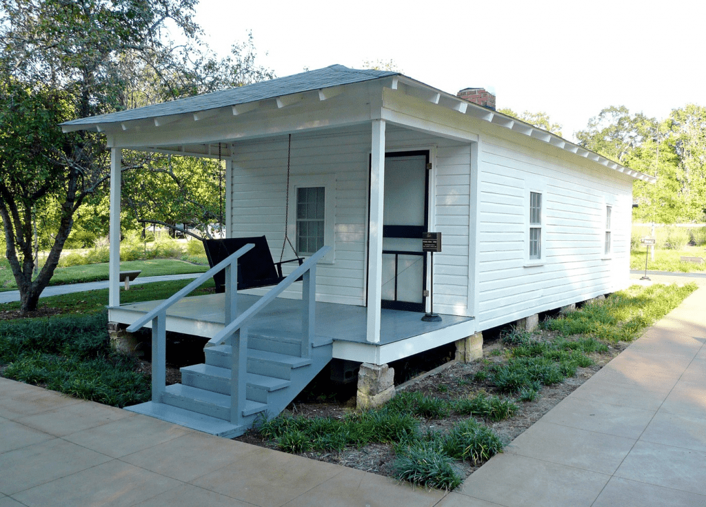 A photograph of Elvis Presley's Birthplace in Tupelo, for the Iconic Elvis free read.