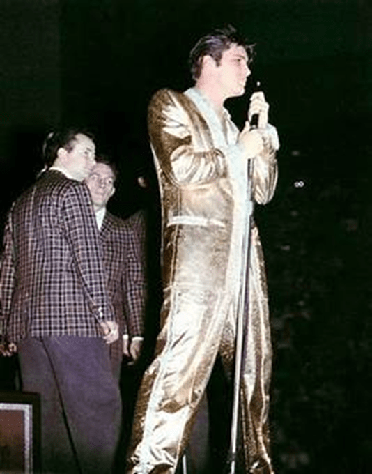 Elvis in the full gold lamé suit, Toronto, April 2, 1957.