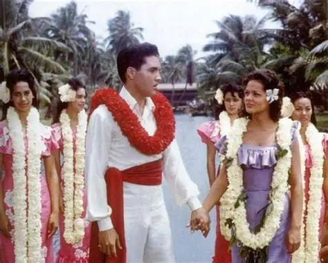 The wedding scene from “Blue Hawaii”, 1961. The Hollywood Grind.
