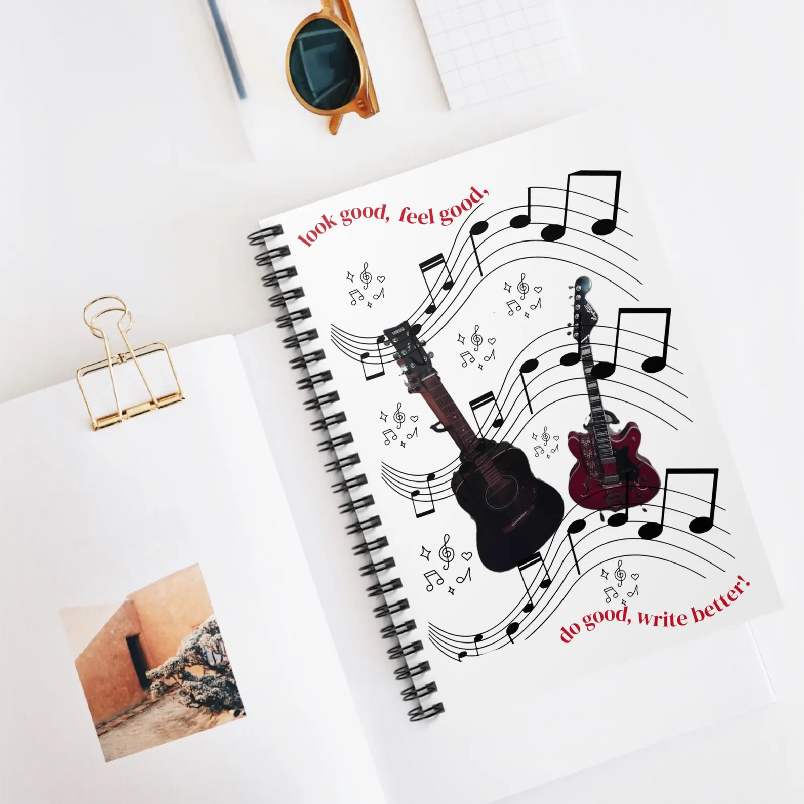 Découvrez mes créations sur Etsy - Amateurs de musique - Carnet de notes guitare.