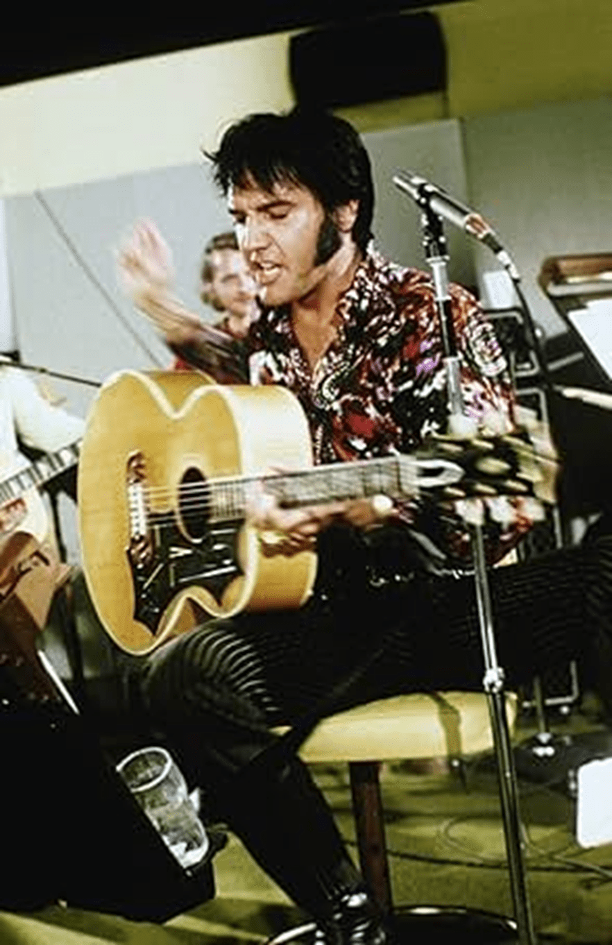 Ensaio com o grupo de ritmo no Estúdio MGM, Hollywood, julho de 1970.