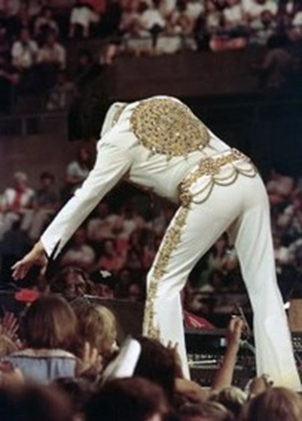 Elvis In Concert, junho de 1977.